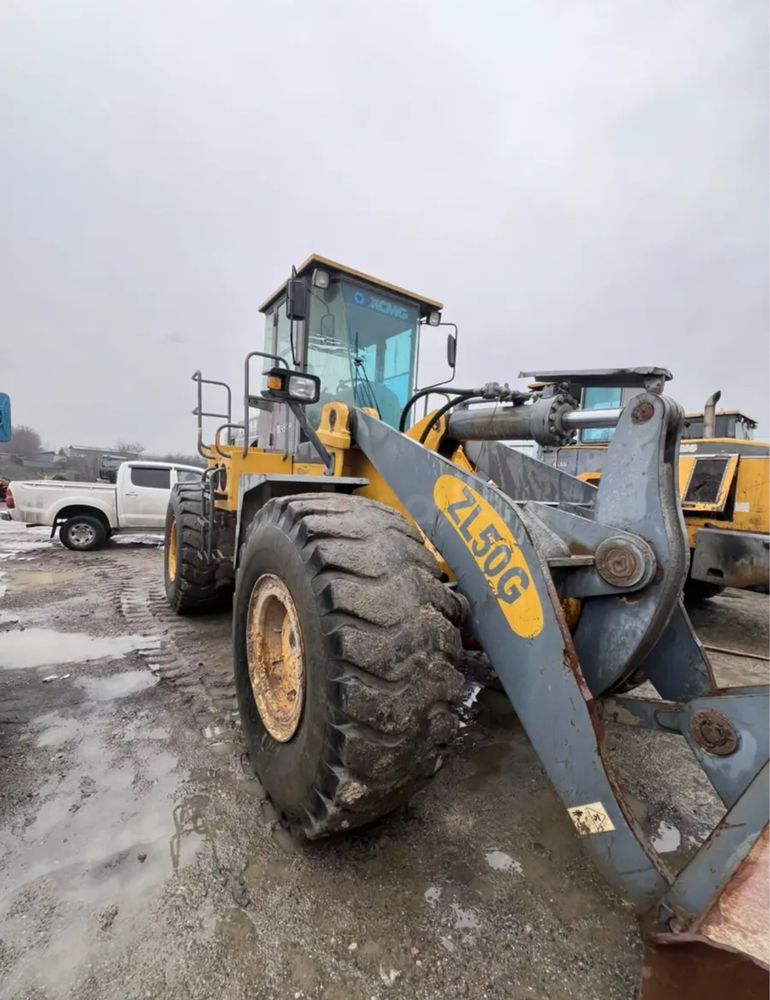 Сдается в аренду фронтальный погрузчик  XCMG ZL50G ,3 куб
