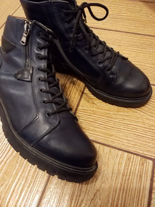 Ghete piele naturala mărime 38.