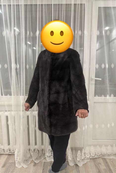 Продам шубу норковую (цвет графит)
