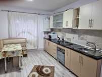 Apartament 2 camere , bucatarie open space , baieîn Uricani