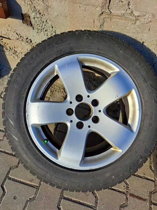Jante mercedes r 16 225/55/16.  M+S