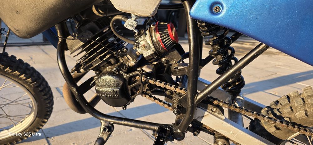 Moto Cross 50 cm³ inalt