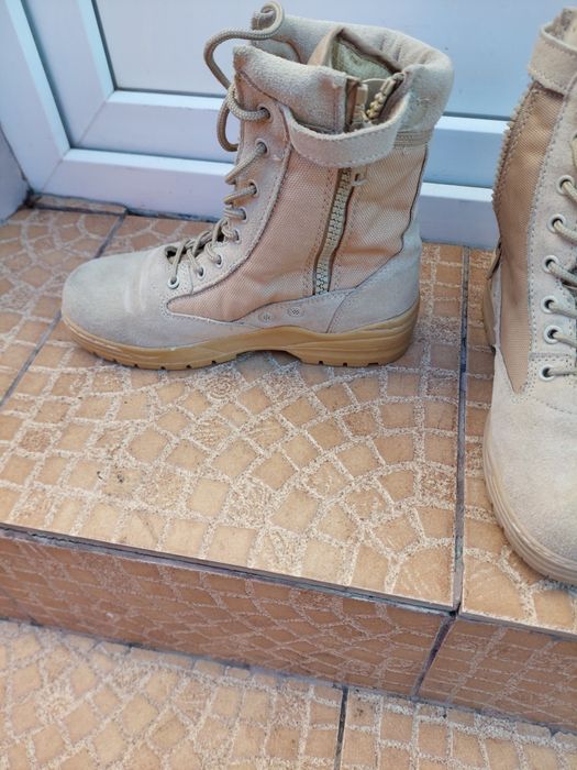 Bocanci militari, armată, combat,bej,crem