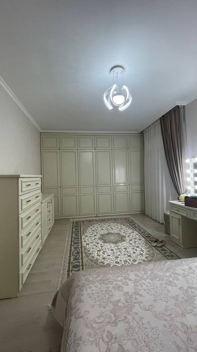 Срочно продается 4 х комнатная квартира ЖК Ассолом Сохил