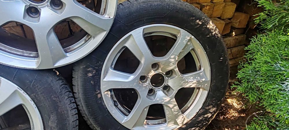 Гуми с джанти от Ауди а6