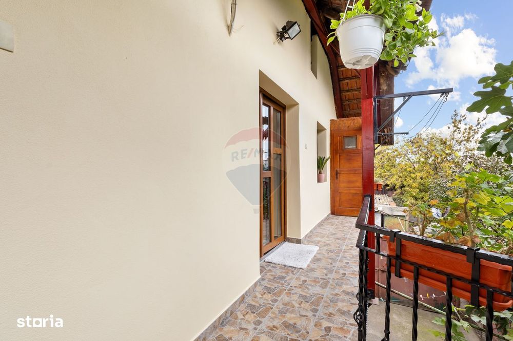 Apartament cu 3 camere la casa de vanzare in Bujac 0%Comision