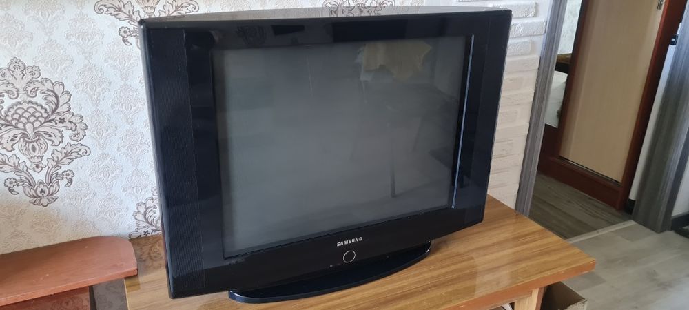 Телевизор самсунг