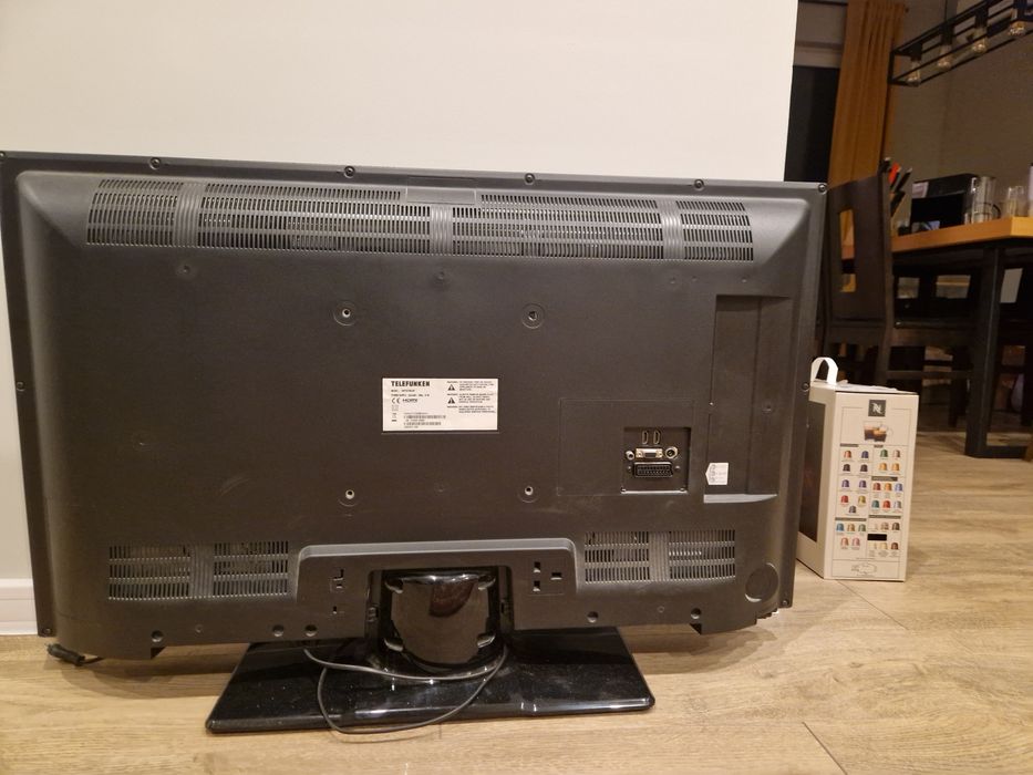 Телевизор Telefunken 40 инча