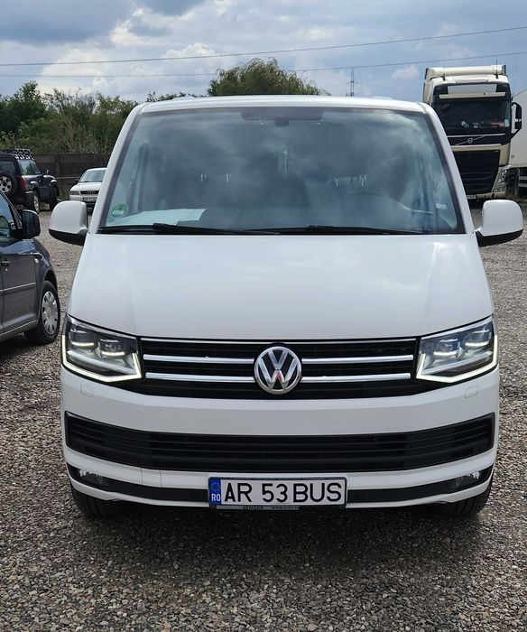 T6 Multivan Minibus