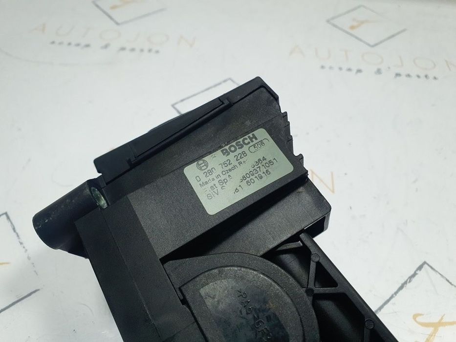 Pedala de acceleratie ALFA ROMEO 145 930_ 1994 - 2001 1.9 JTD AR 32302 BOSCH 0280752228