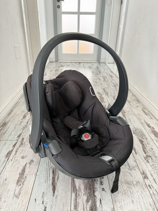 Scoica  Auto și pentru cărucior baby zen yoyo