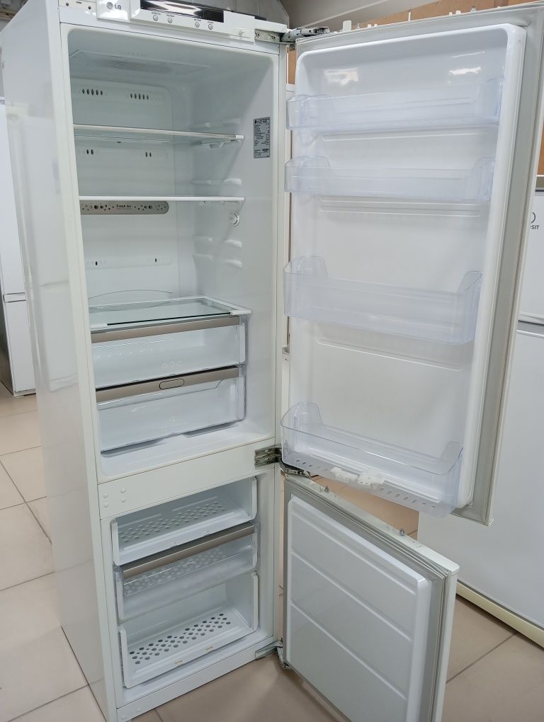 Холодильник встроенный бу