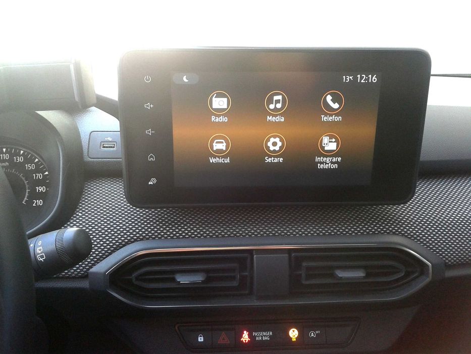 Dacia Sandero 3, an 2021, motor 1,0 climatronic, distronic, RAR facut.