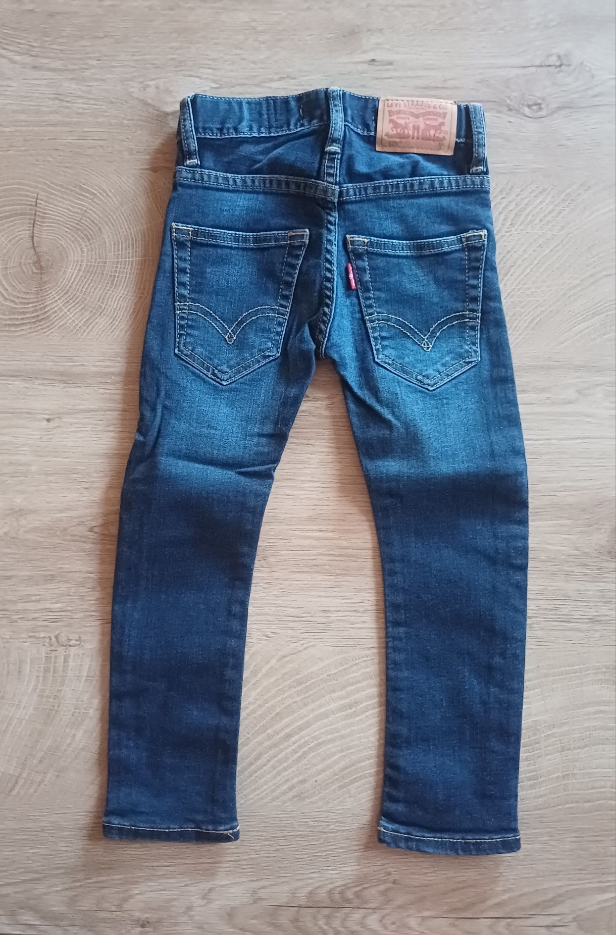 Детски дънки размер 104 см, Zara, Reserved и Levi's