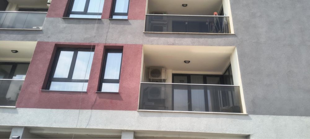 Отдавам под наем тристаен апартамент 95кв.м