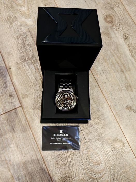 Продавам оригинален часовник Maurice Lacroix Pontos и Edox Delphin