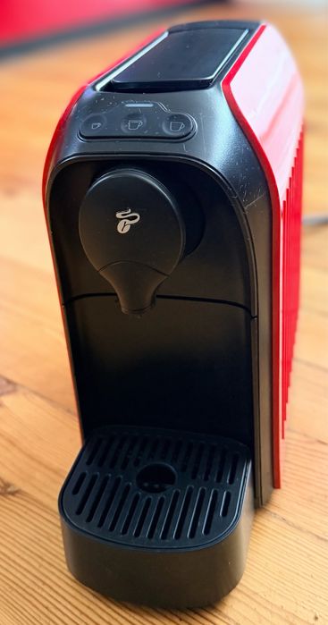 Кафемашина с капсули Tchibo