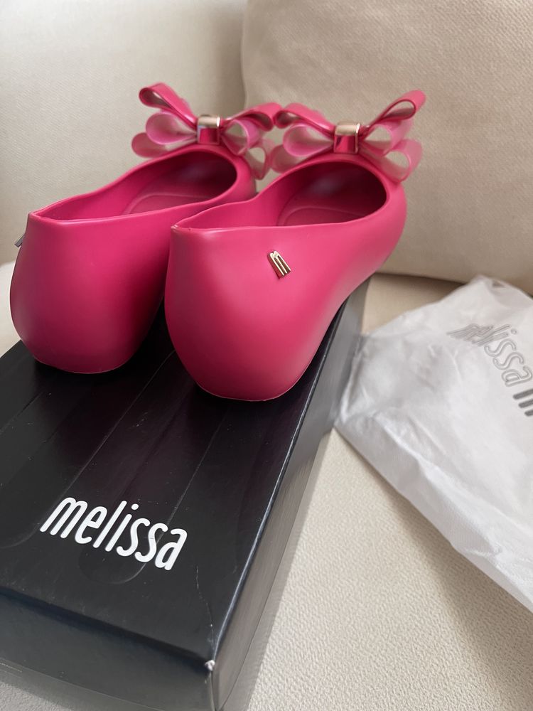 Обувки Melissa