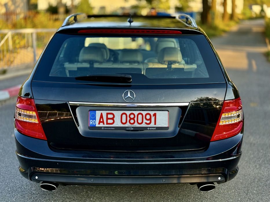 Mercedes-Benz C350 Pachet AMG