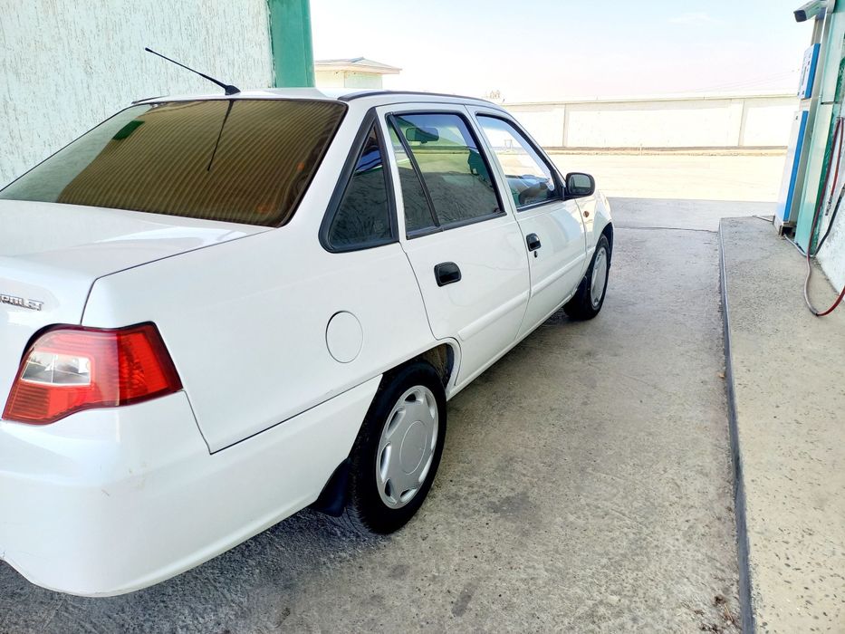 To‘rta yangi balon shumka bo'lgan kanisanerlari ishlaydi