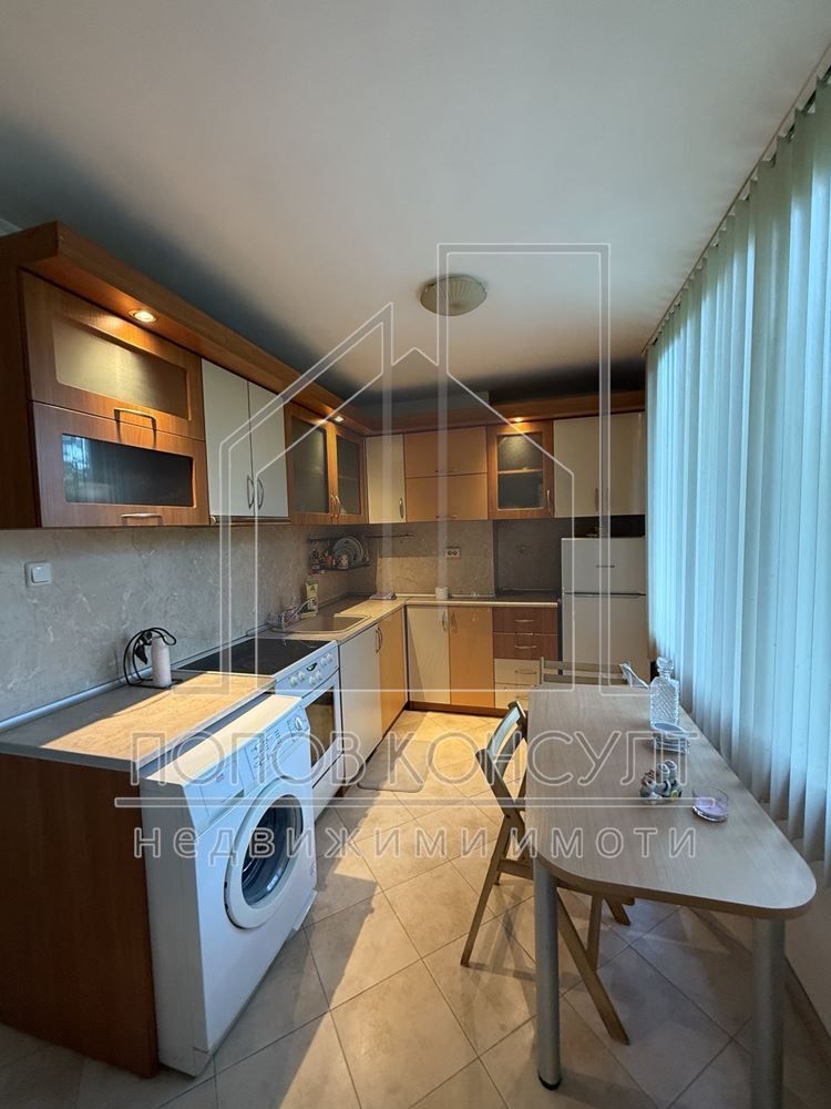 Продава се Двустаен апартамент в Пловдив, Кючук Париж - 64 кв.м за 1594 €/кв.м - Снимка #11