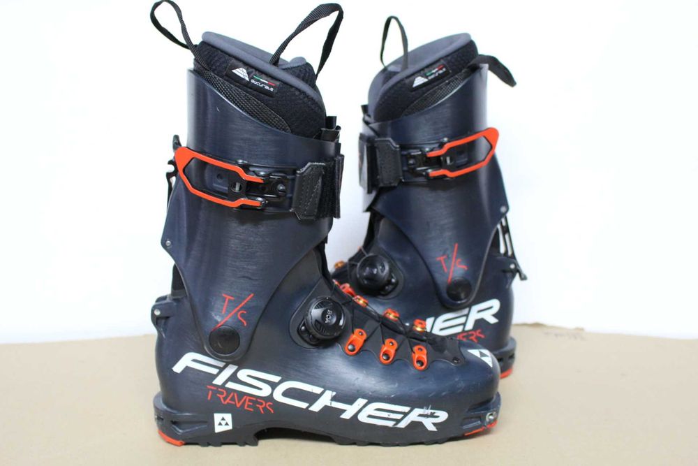 Clapari ski/schi de tura Fischer Travers ts boa  nr 43