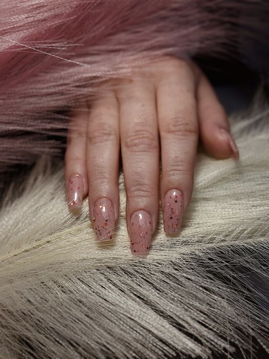 Акция на маникюр весь ноябрь