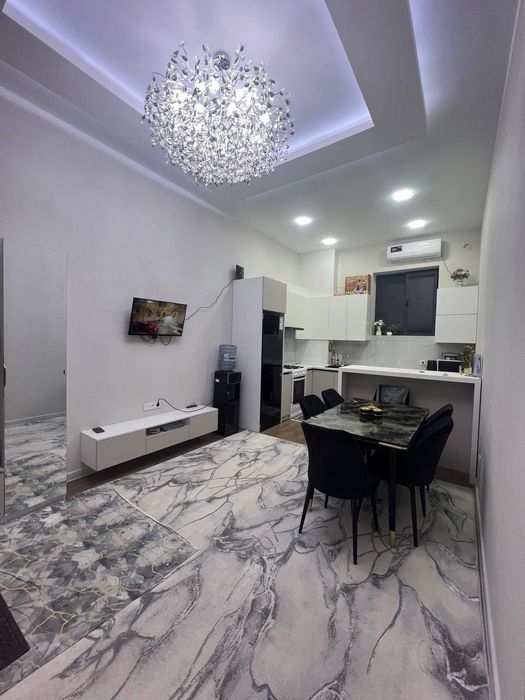 Yunsobod america elchihonasida kvartira sotiladi