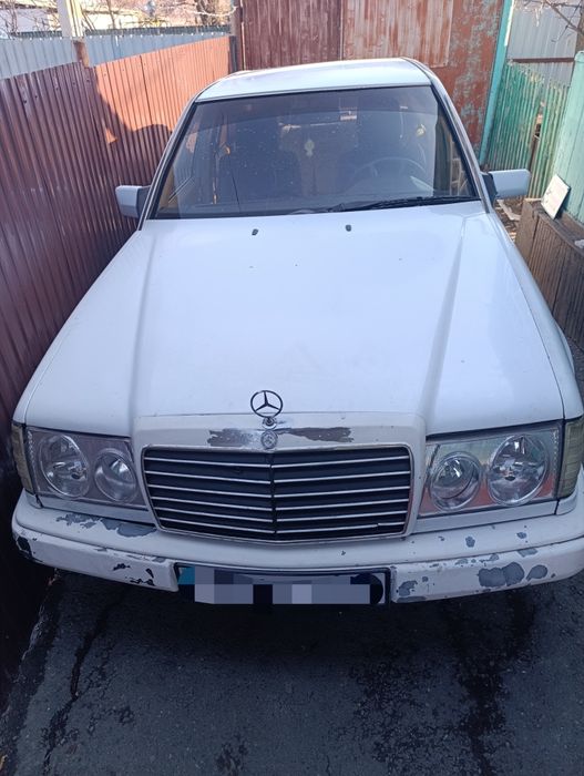 Продам Mercedes-Benz Е260
