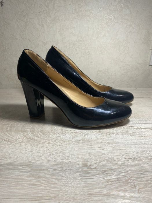 Продам туфли размер 41 в хорошем состоянии