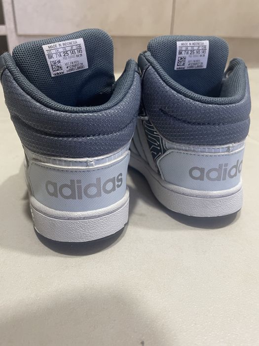 Детски обувки Адидас(Adidas)