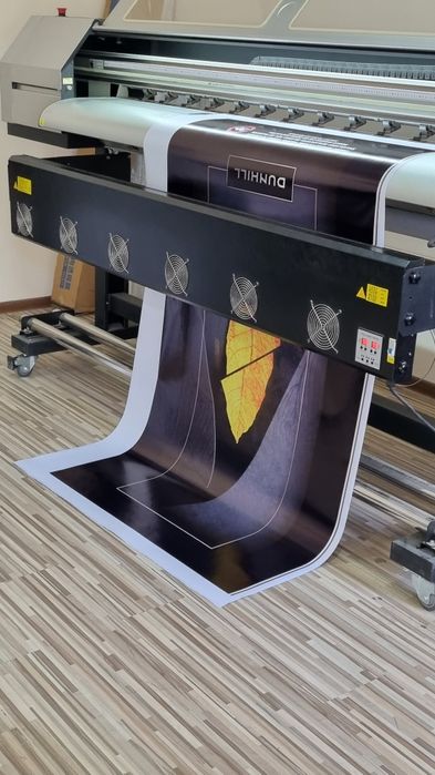 Печать на Самоклейке .Баннер. Холст. Бумага