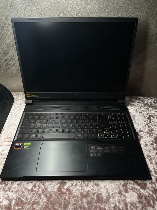 Laptop gaming Asus nitro v16