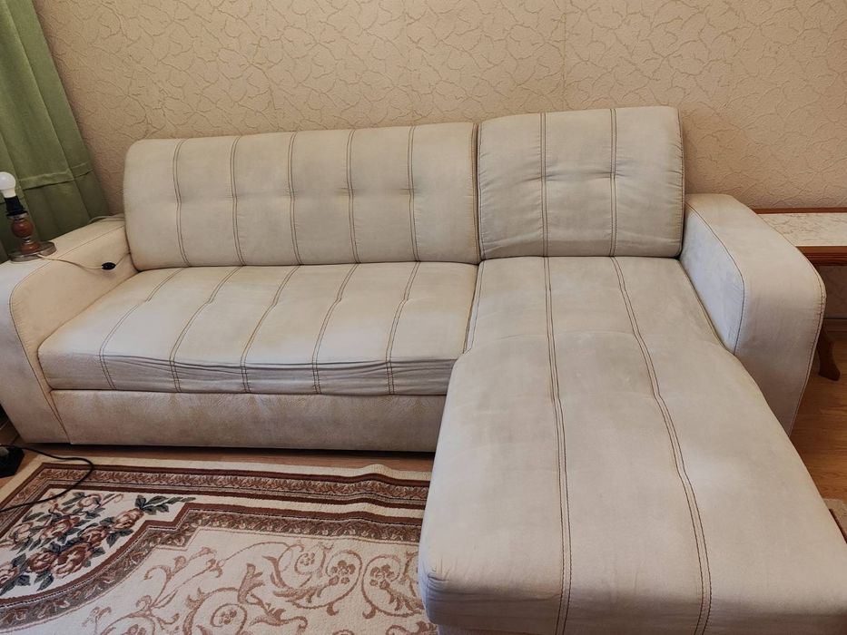 Разтегателен диван-подарявам -лично предаване