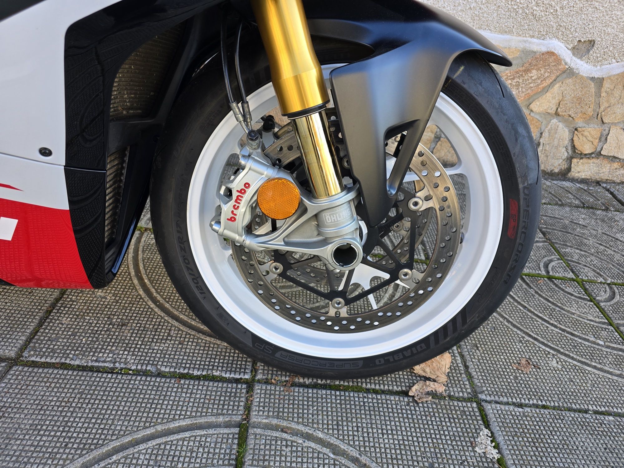 Ducati Panigale V 4 S
