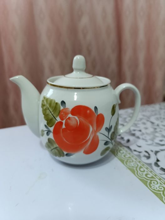 Продам новый советский заварной чайник