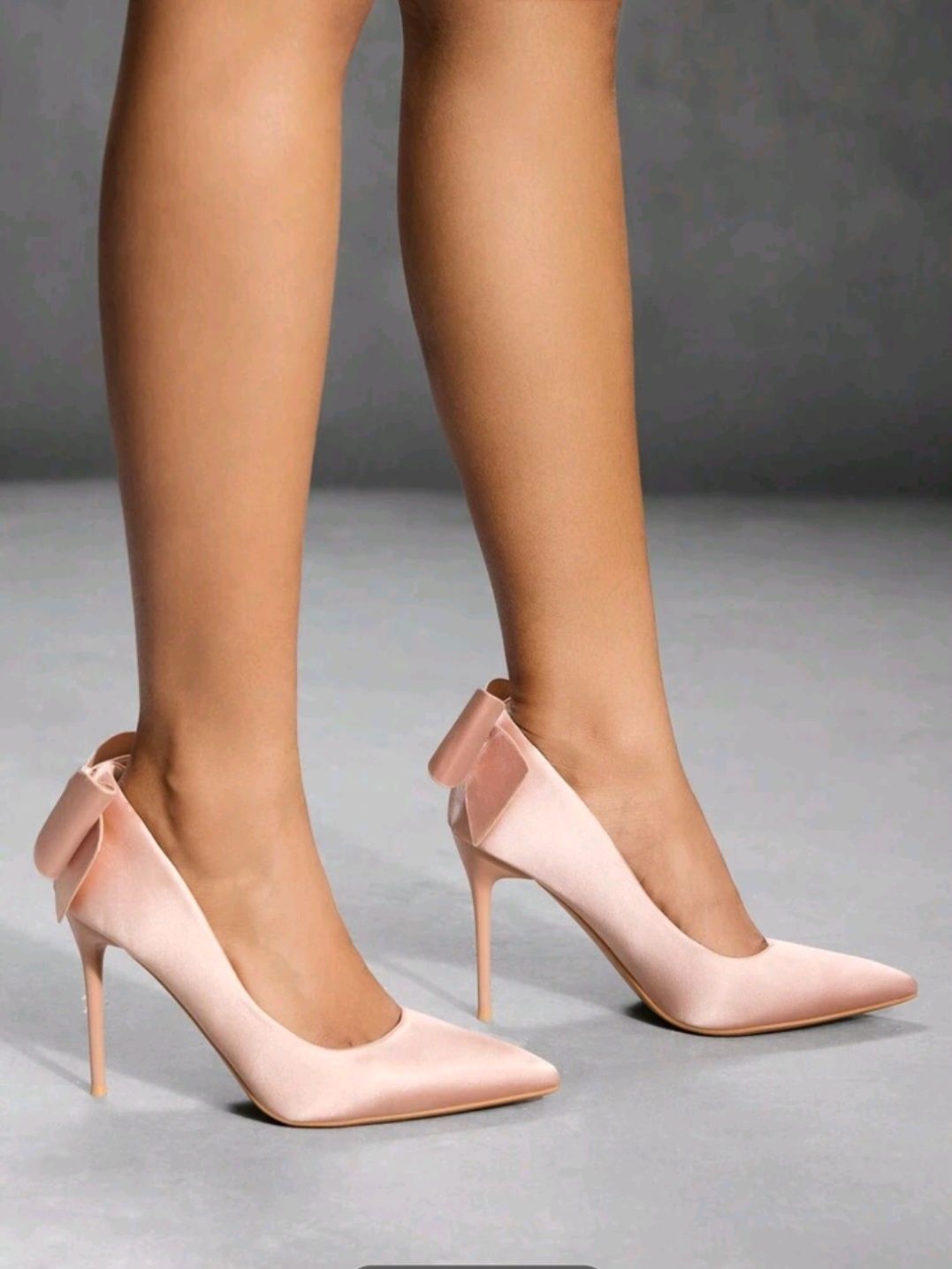 Елегантни обувки guess