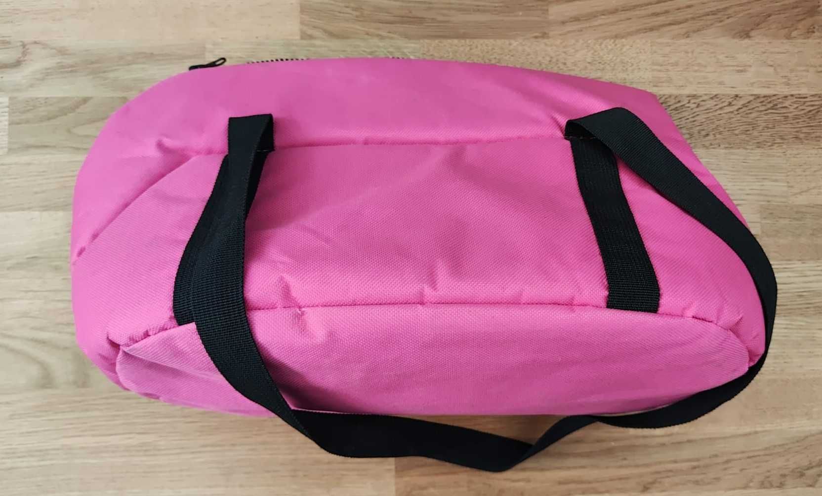 Geanta de transport pentru pisici si caini de mici dimensiuni