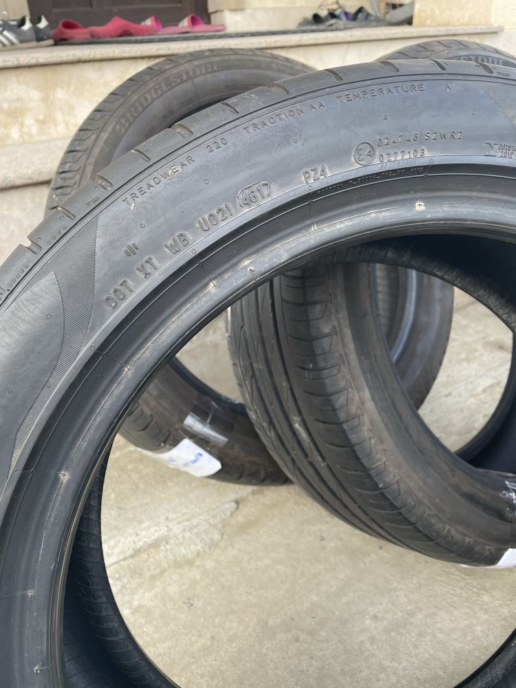 2 Anvelope vara 235 45 18 Pirelli P Zero PZ4 94Y dot2017 ca NOI