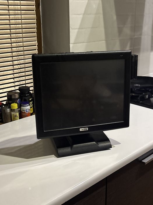 Продам POS моноблок (кассовый компьютер)