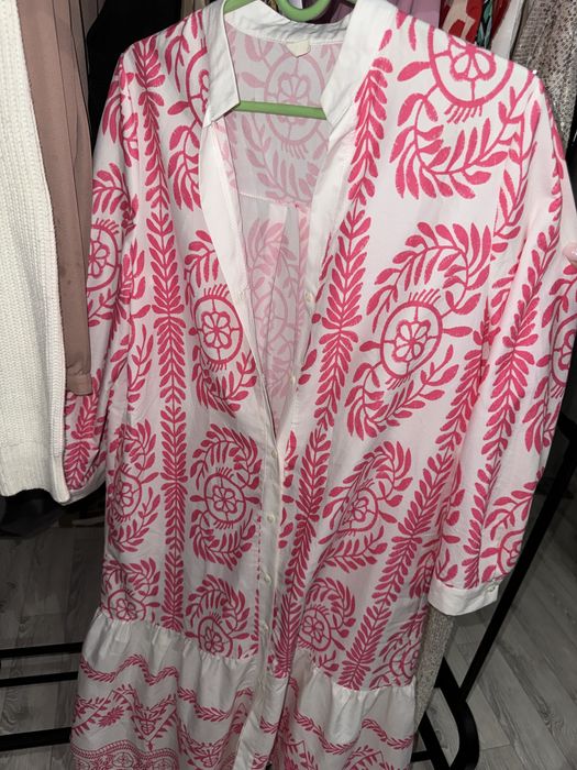 Одежды б/у по приемлемым ценам , только одевали 1 раз