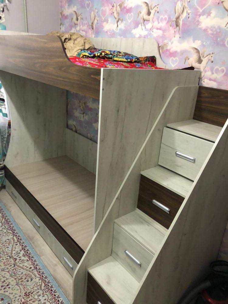 Продам 2х яросную кровать