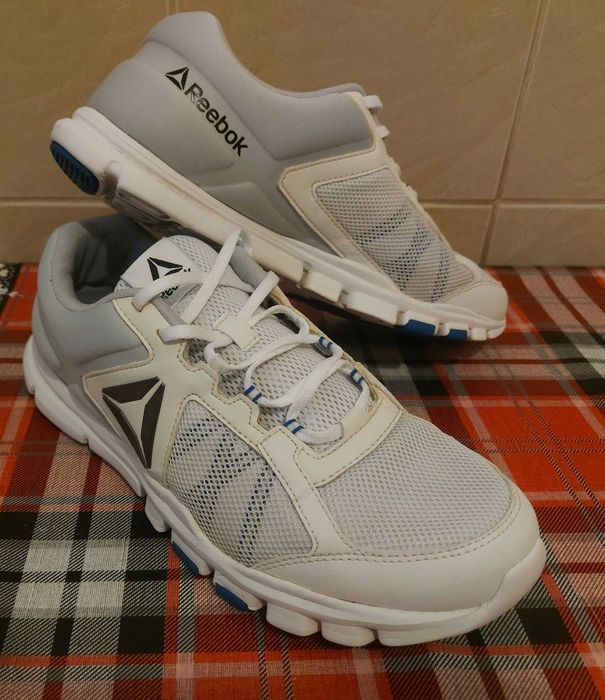 Adidasi Reebok nr.43