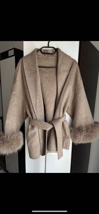 Palton lana cu blăniță