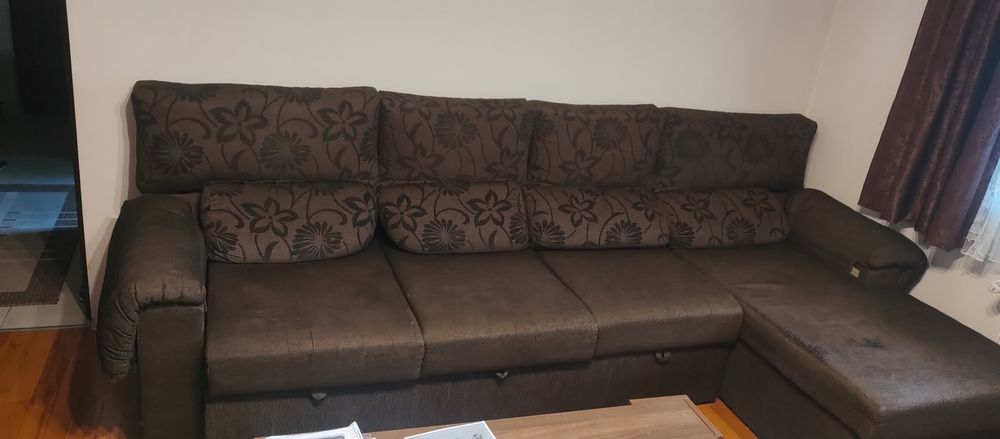 Coltar extensibil 4 locuri, Mobicor