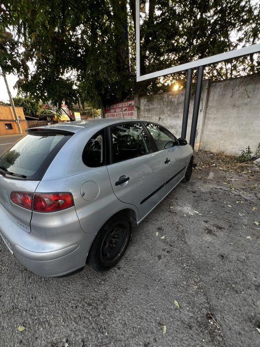 Vand masina Seat Ibiza 1.2 benzina