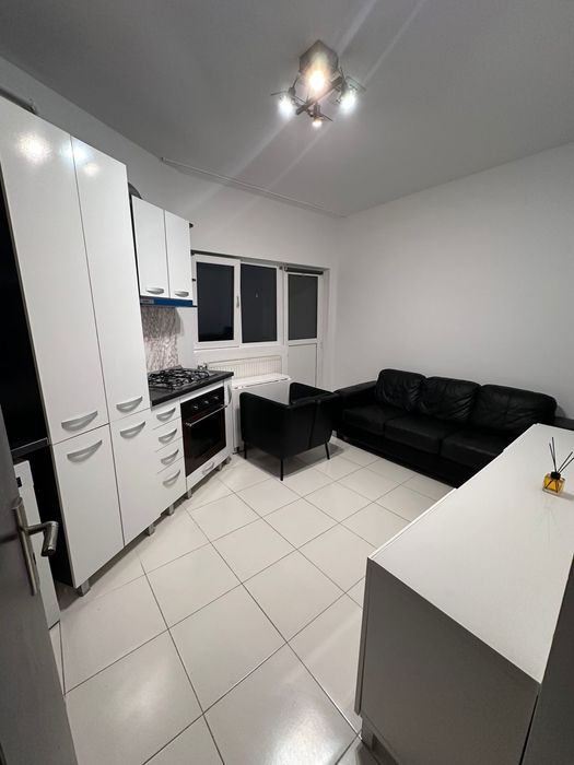 Garsoniera dubla de inchiriat