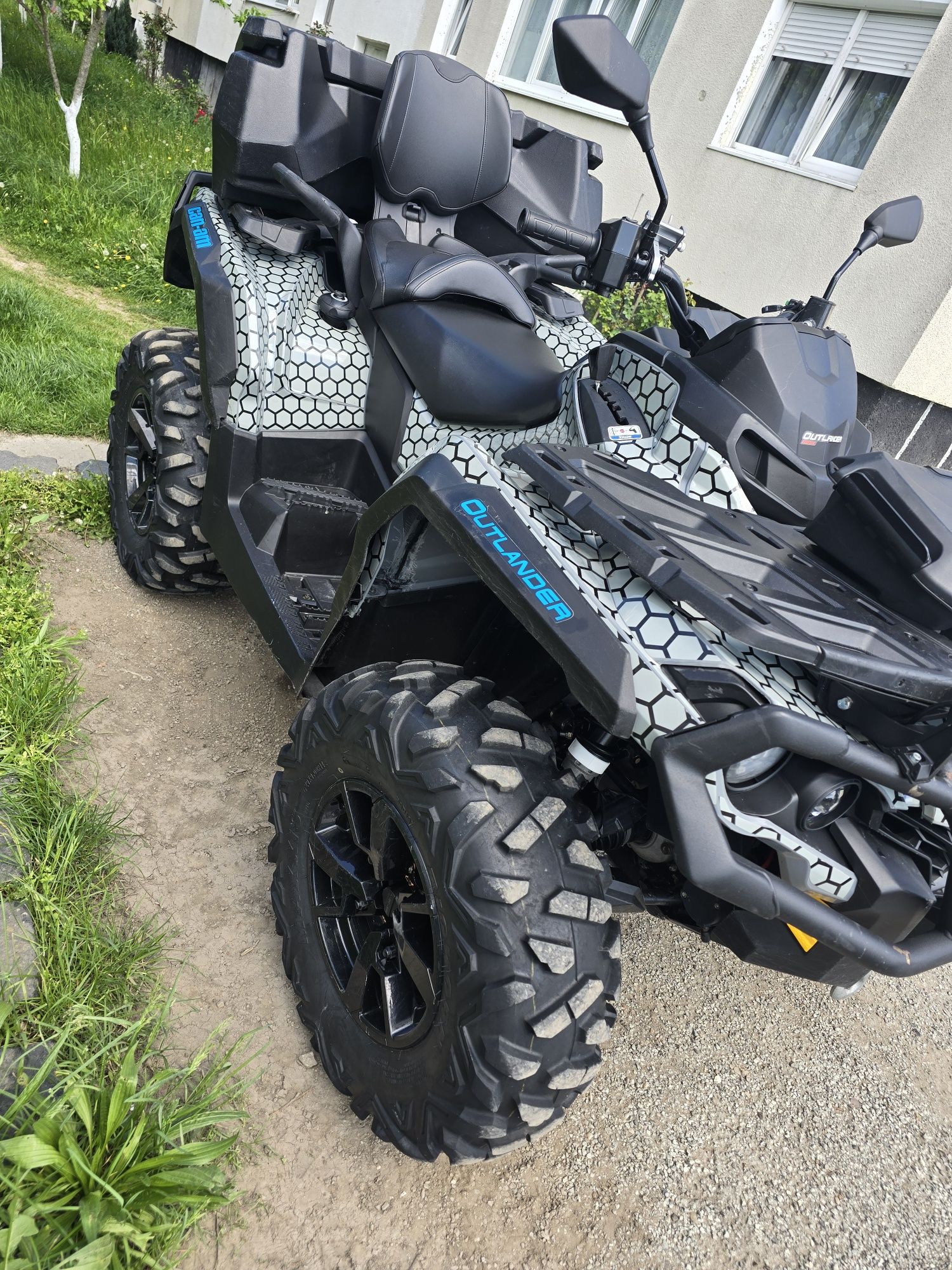 Vând Can Am Outlender 1000R fără abs