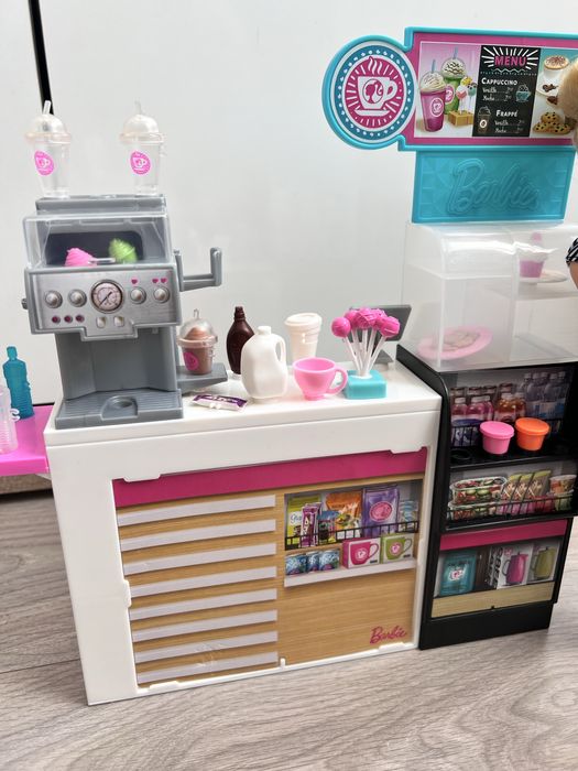 Cafeneaua Barbie