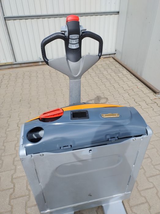 Transpaletă electrică STILL EXU-18 din 2016